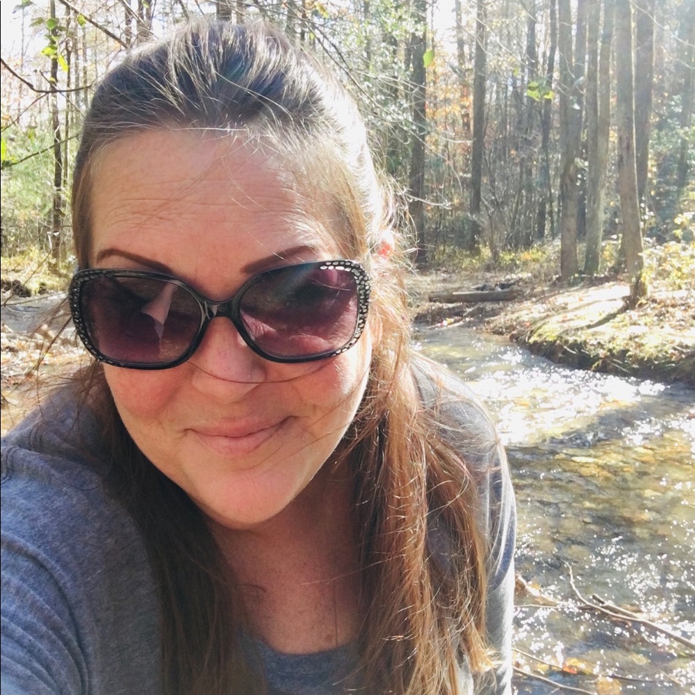 Meet your Posher, Jenni